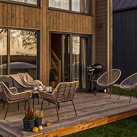 2 Bedroom Lovely In *