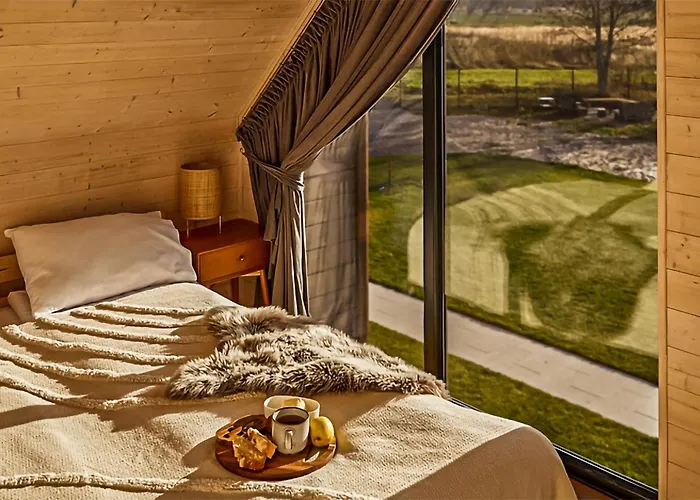 2 Bedroom Lovely In * トシェンサチ