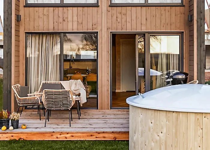 2 Bedroom Lovely In * トシェンサチ